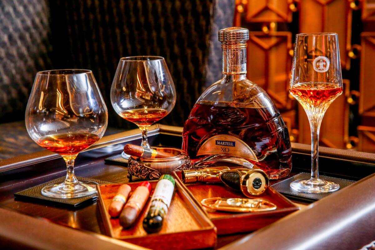 So sánh cách thưởng thức Cognac và Whisky